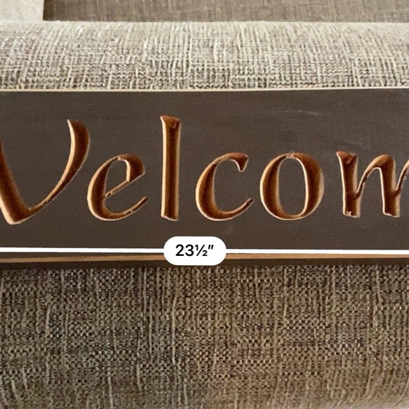 Welcome Sign Rustic Carved Inward - Picture 4 of 6